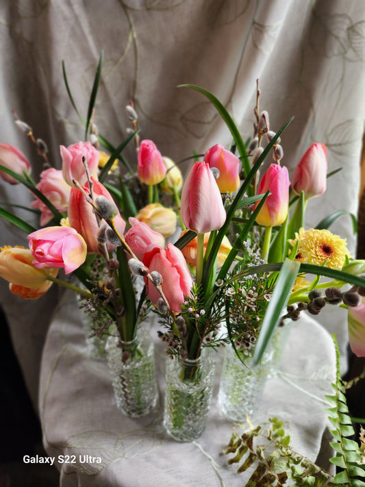 Mother's Day Bloom Bar at Kickapoo Creekside